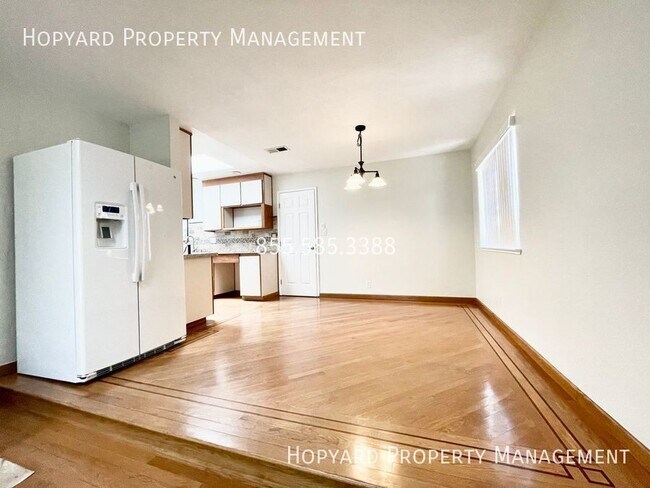 Building Photo - Fantastic Location in Union City! 4 Bedroo...