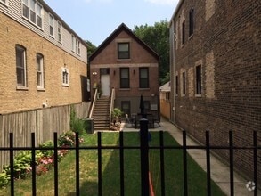 Building Photo - 2035 N Winchester Ave