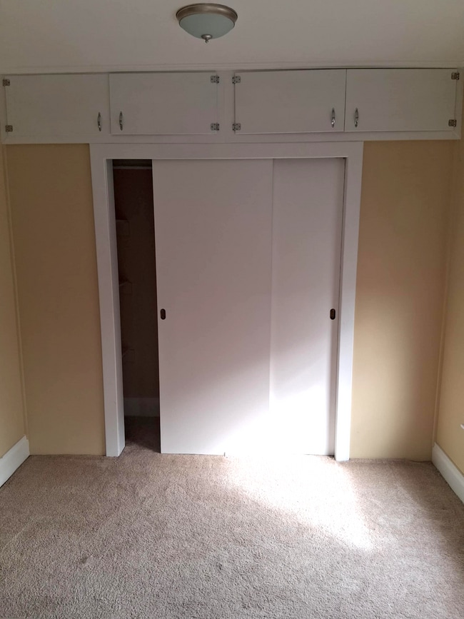 Building Photo - 2641 1/2 Collis Ave