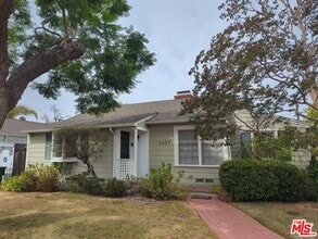 Building Photo - 4457 Simpson Ave