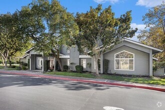 Building Photo - 7730 Canyon Meadows Cir