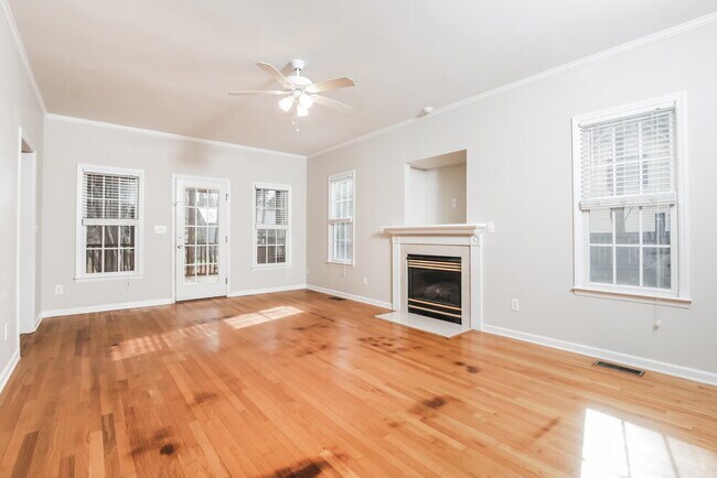 Foto del edificio - 1204 Cleason Ct