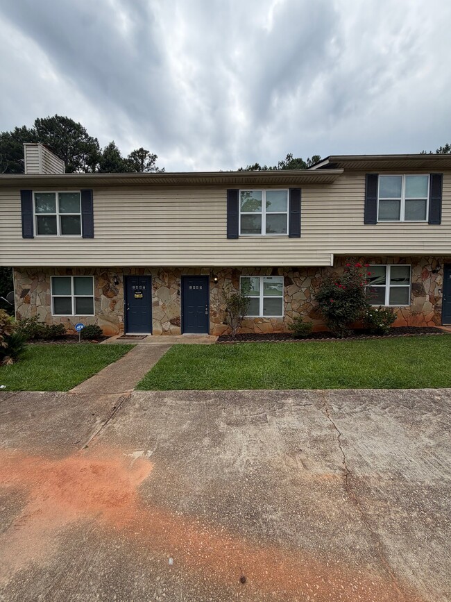 Building Photo - 1661 Cannonball Ct NW