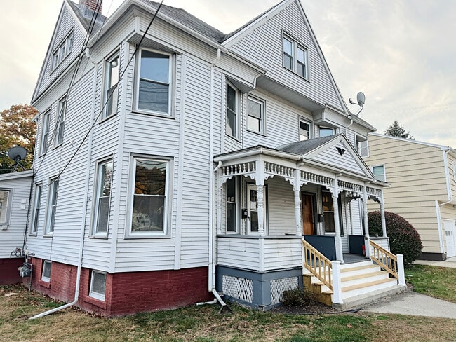Building Photo - 154 Hawthorne Ave