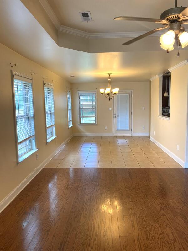 Building Photo - 317 Dovington Dr