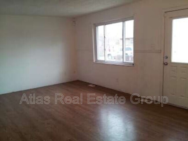 Foto del edificio - 5307 Vaughn St