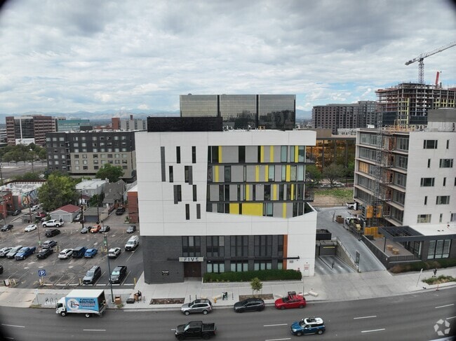 3D Exterior - 757 Grant