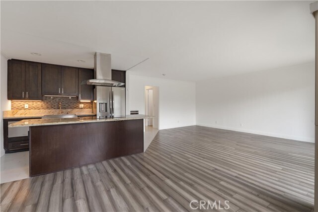 Foto del edificio - 649 S Prospect Ave
