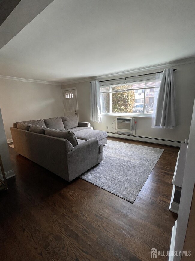 Foto del edificio - 915 Cricket Ln