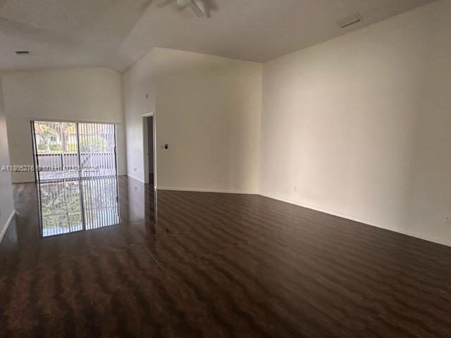 Building Photo - 104 Executive Cir