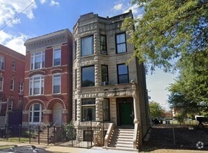 Building Photo - 4040 S Wabash Ave
