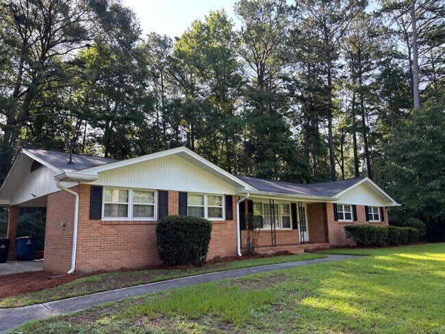 Building Photo - 405 Hip Pocket Rd