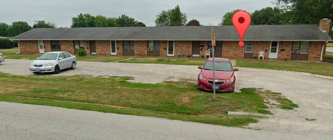 Building Photo - Lincoln unit 812