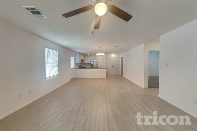 Building Photo - 2513 Sweet Olive