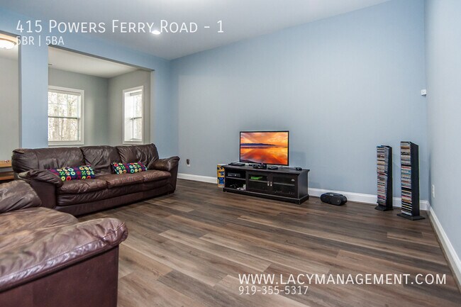 Foto del edificio - 415 Powers Ferry Rd