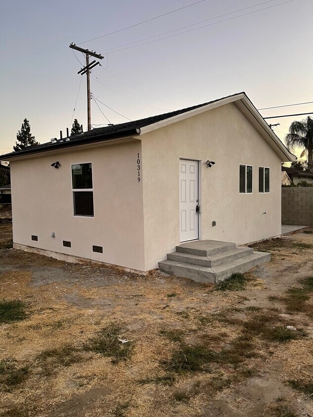 10321 Haskell Ave, Granada Hills, CA 91344 House Rental in Granada