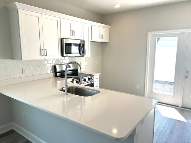 Photo - Market Common - Pet Friendly 2 Bedroom, 2.... Townhome