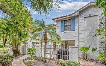 Building Photo - 355 Prestwick Cir