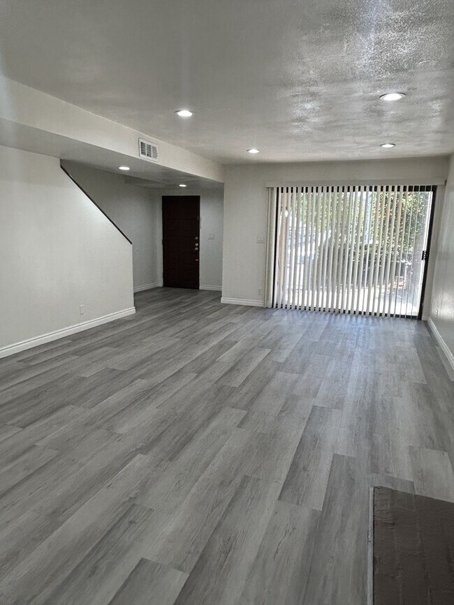 Foto del edificio - Cozy 3 bedroom Condo in the most demanded ...