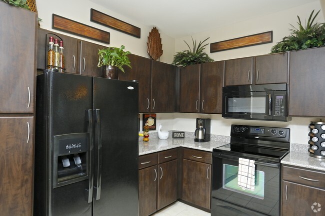 Kitchen - North Post Oak Lofts