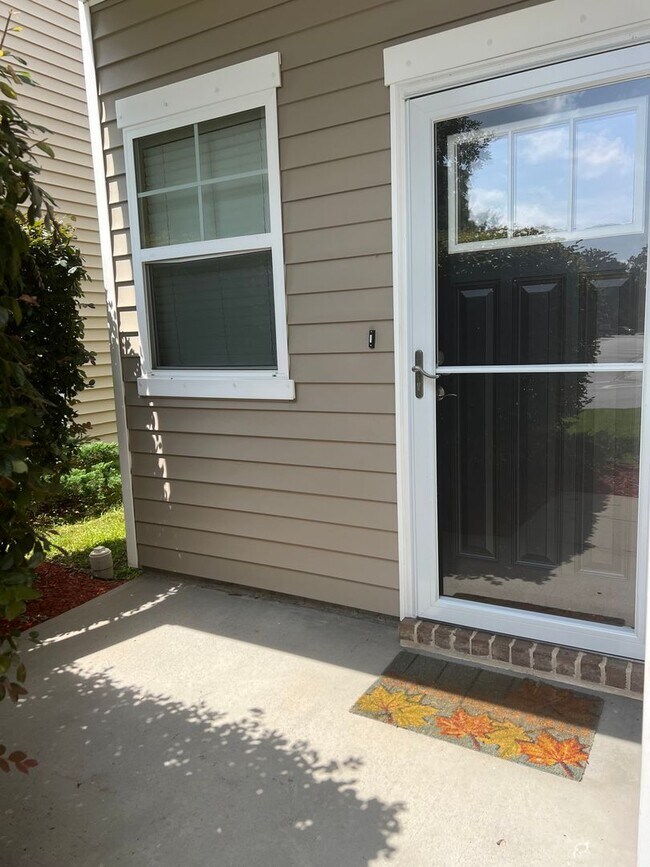 Foto del edificio - Lovely Home in Palmetto Pointe!-FREE Month Special!