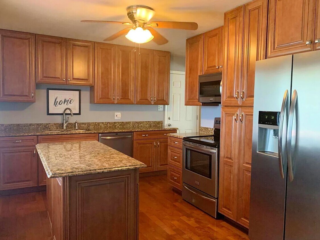 Foto principal - 4025 W Floyd Ave