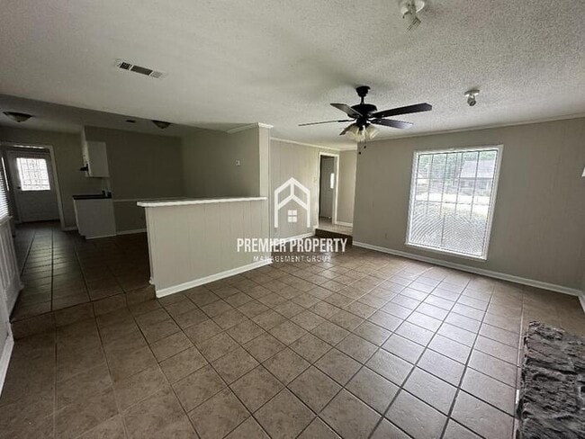 Building Photo - 4503 Hollow Valley Cove