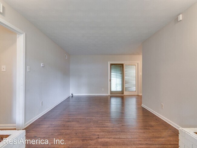 Building Photo - 10172 Forestwood Ln