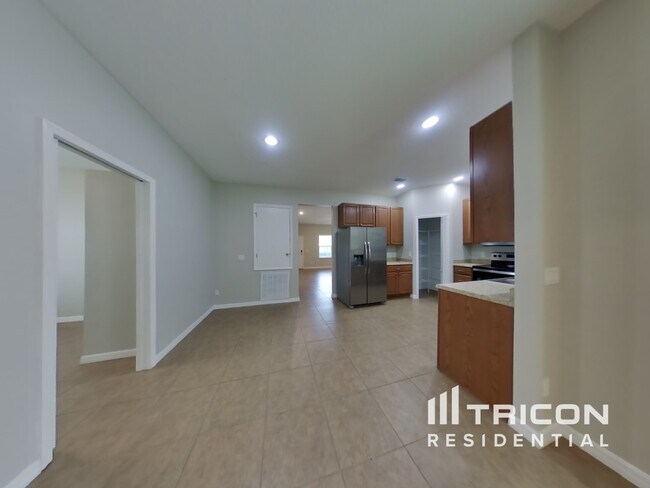 Foto del edificio - 617 del Pilar Dr