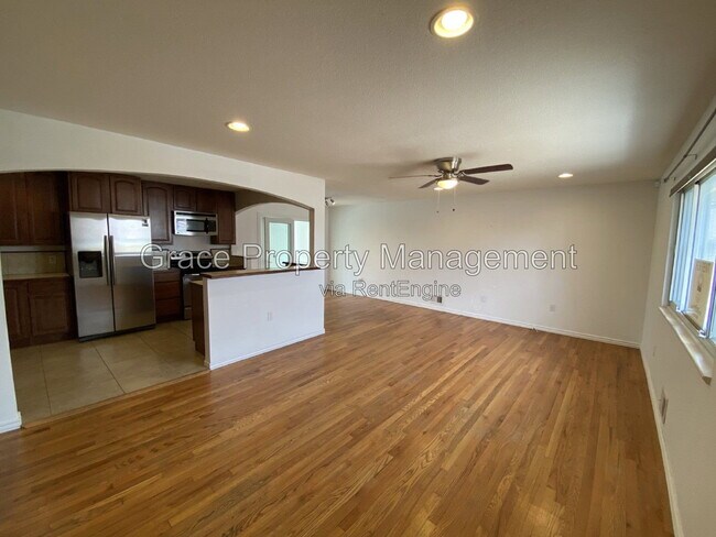 Foto del edificio - 12936 E 30th Ave