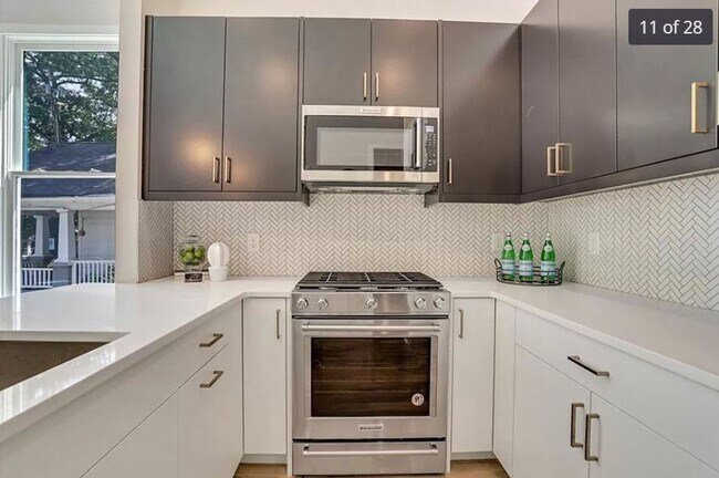 Foto del edificio - Charming 2BR House in Atlanta