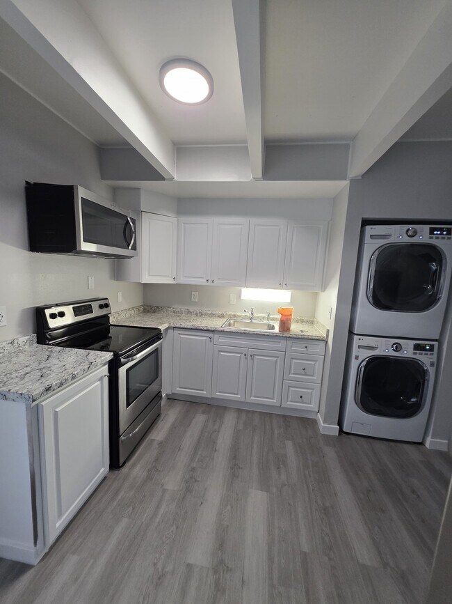 Foto del edificio - 8914 12th St NE