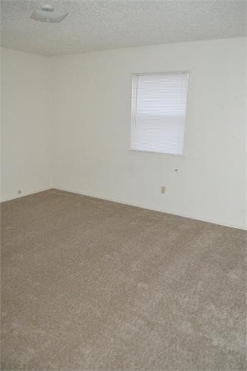 Foto del edificio - 909 Dryden Ave