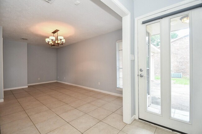 Foto del edificio - 12927 Westmere Dr