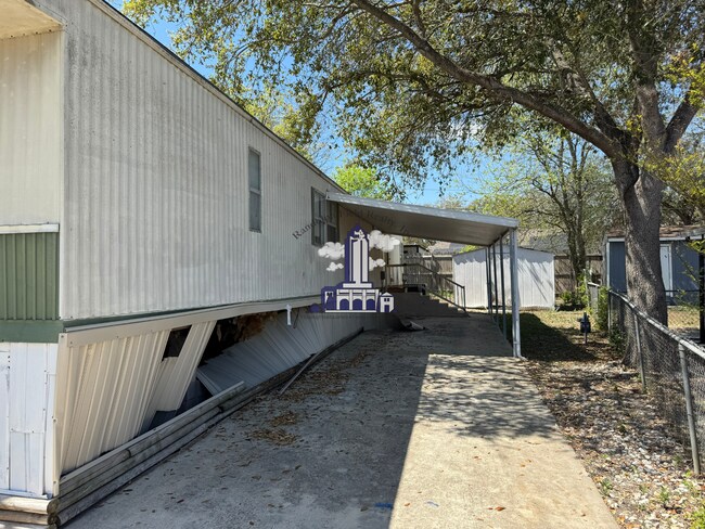 Foto del edificio - Welcome home to 8509 Northmont!