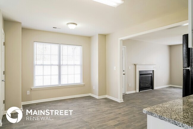 Foto del edificio - 1405 Cricket Ridge Dr