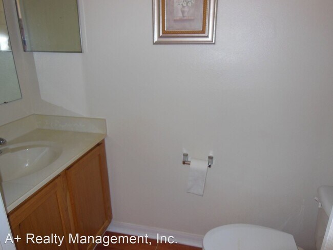 Building Photo - 4 br, 3 bath House - 6552 Pinehurst Dr