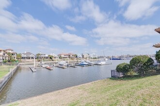 Building Photo - 403 Harborside Way