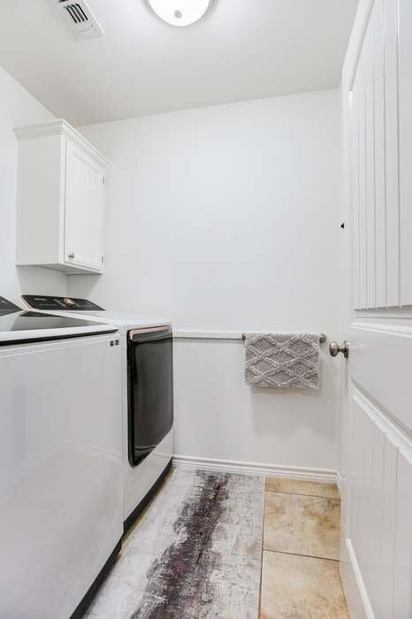 Foto del edificio - 4720 Pinon Ridge Dr