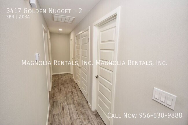 Foto del edificio - 3417 Golden Nugget
