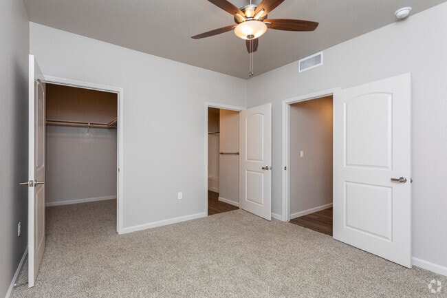 Interior Photo - The Rousseau