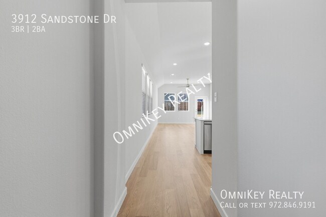 Foto del edificio - 3912 Sandstone Dr