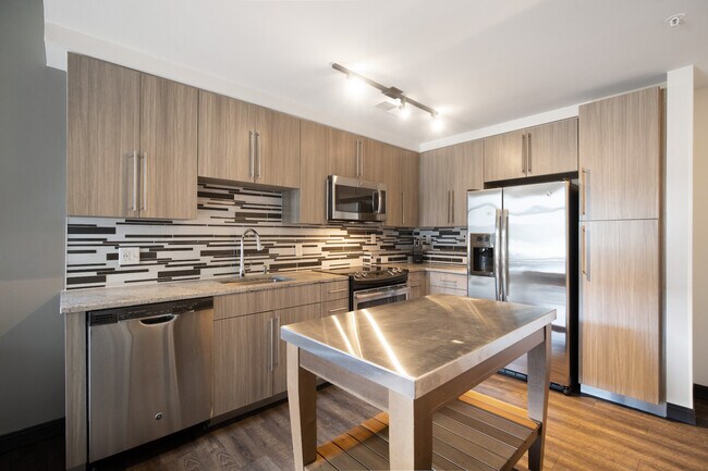 Foto del edificio - 625 H St NE