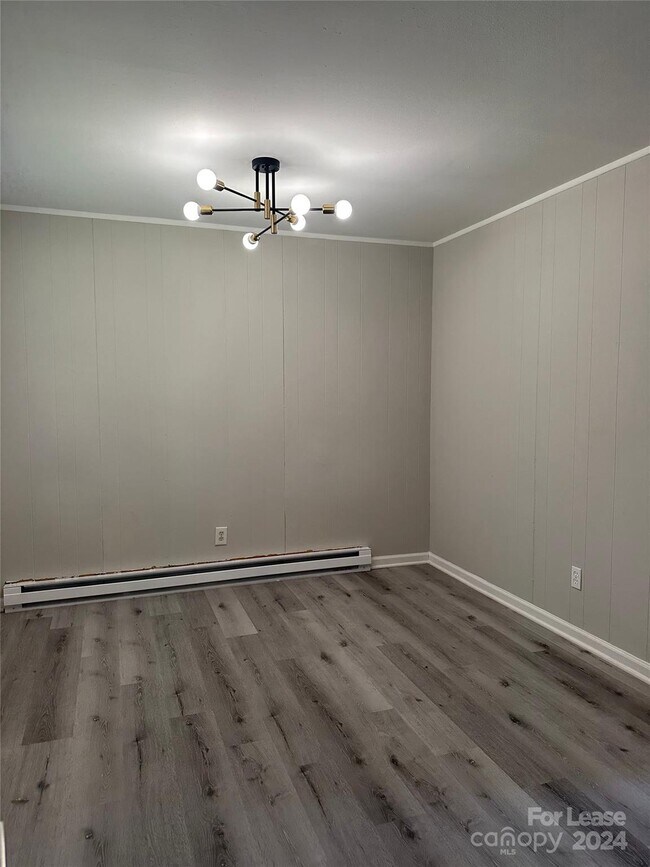 Building Photo - 2716 Pitts Dr