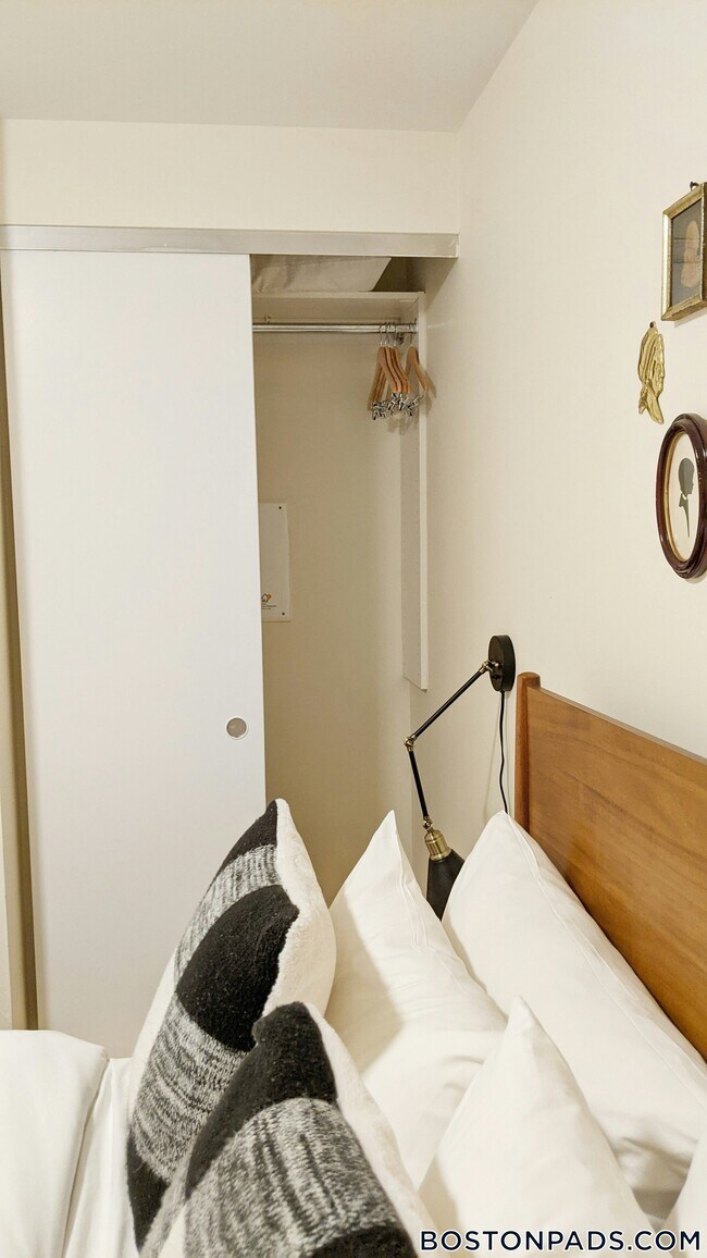 Building Photo - 40 Boylston St