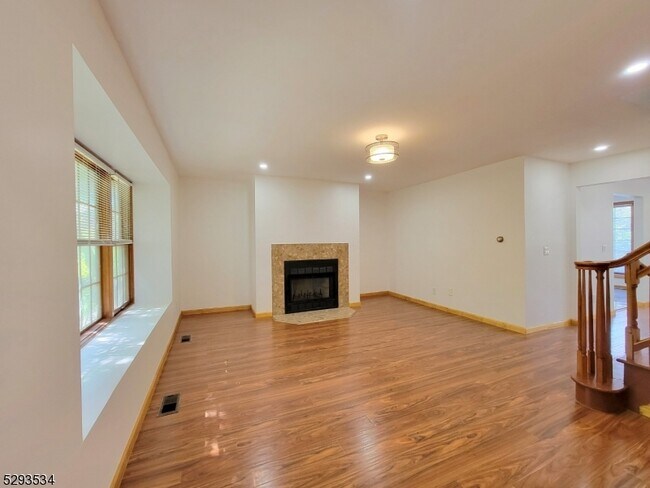 Living Room - 85 Falls Bridge Dr