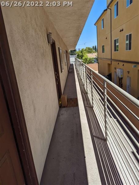 Building Photo - 11339 Oxnard St