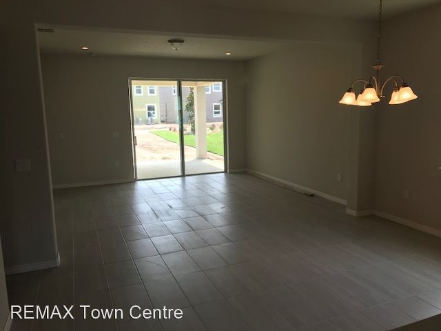 Building Photo - 3 br, 2 bath House - 8067 Bushmaster  Avenue