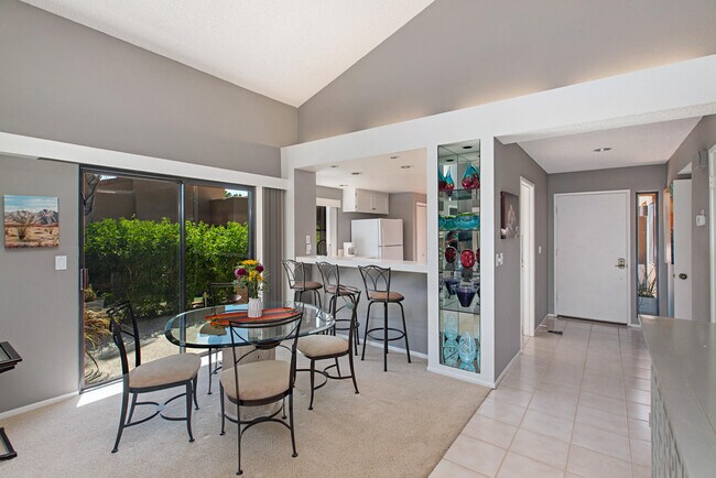 Foto del edificio - 73432 Poinciana Pl