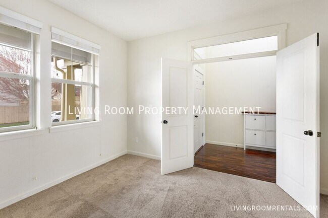 Foto del edificio - 10108 NE 139th Ave